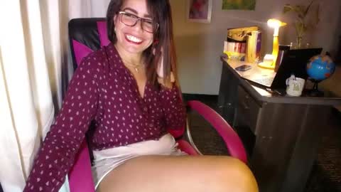 Angie online show from April 30, 2026, 7:09 pm