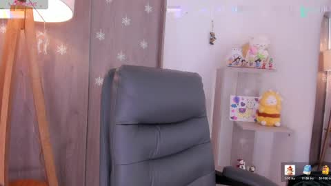 Danielle Rose online show from May 12, 2026, 9:01 pm