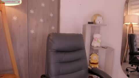 Danielle Rose online show from July 27, 2026, 11:12 pm