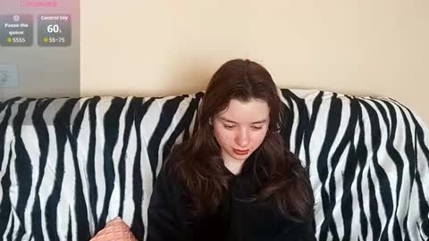 Mia online show from February 2, 2026, 7:07 am