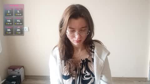 Mia online show from February 15, 2026, 7:51 am