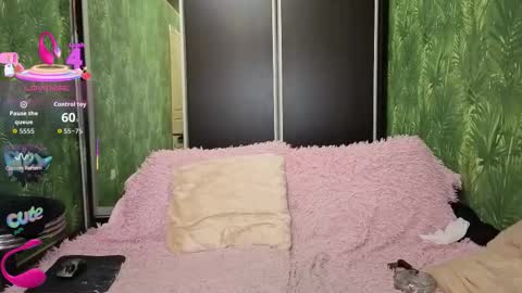 Snapshot of danielocool chatting on September 10, 2025, 1:44 pm DanieloCool online show from September 10, 2025, 1:44 pm