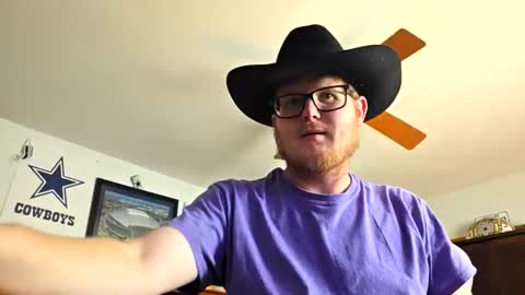 Daniel    y. online show from October 31, 2025, 7:26 pm