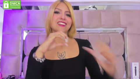 Snapshot of daniiela_beteche777 chatting on May 23, 2026, 6:56 pm DANIELA online show from May 23, 2026, 6:56 pm