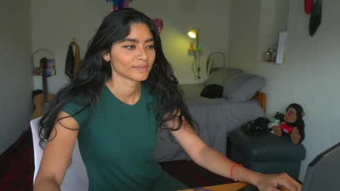 Snapshot of daniisla chatting on May 24, 2026, 4:12 pm danalle .. online show from May 24, 2026, 4:12 pm