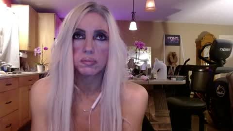 DanikaWhite69 online show from July 18, 2026, 1:37 pm