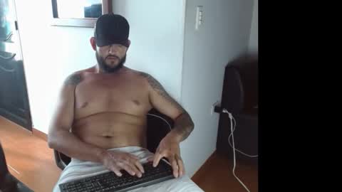 daniloh_xxx online show from February 11, 2026, 7:30 pm