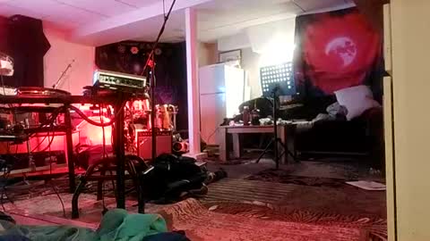 Snapshot of danimal5000 chatting on July 1, 2026, 5:31 am danimal5000 online show from July 1, 2026, 5:31 am