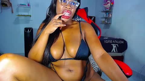 Snapshot of danisabrownn chatting on June 6, 2026, 6:12 pm danisabrownn online show from June 6, 2026, 6:12 pm