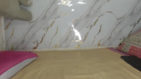 Snapshot of danisha99 chatting on November 20, 2025, 8:47 am INSTAGRAM Minni Moom online show from November 20, 2025, 8:47 am