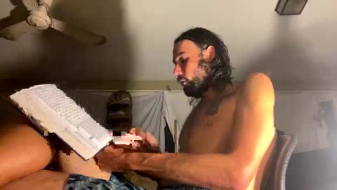 Snapshot of daniszyramaer chatting on December 16, 2024, 12:26 am ZyRaMaxx online show from December 16, 2024, 12:26 am