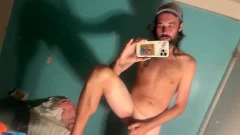 Snapshot of daniszyramaer chatting on December 24, 2024, 7:55 pm ZyRaMaxx online show from December 24, 2024, 7:55 pm