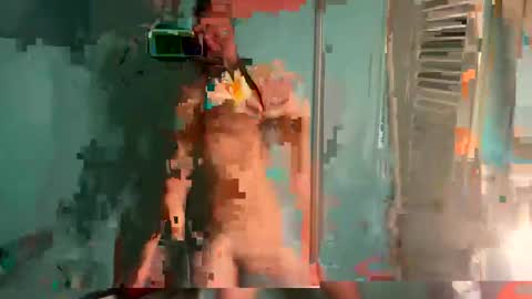 Snapshot of daniszyramaer chatting on February 20, 2025, 1:57 am ZyRaMaxx online show from February 20, 2025, 1:57 am