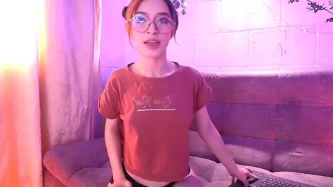Snapshot of danita_veelz chatting on December 1, 2024, 8:20 pm danita_veelz online show from December 1, 2024, 8:20 pm