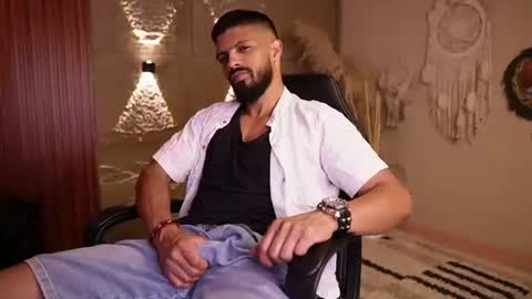 Snapshot of dann_saenz chatting on July 18, 2026, 8:45 pm Dann saenz online show from July 18, 2026, 8:45 pm