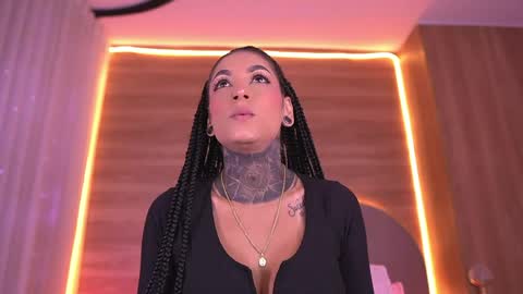 Danna Berlin  online show from May 2, 2026, 7:19 pm