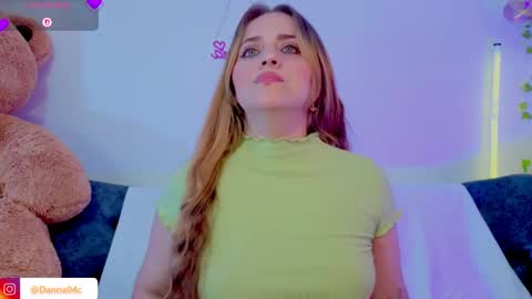 Snapshot of dannacouper_ chatting on June 9, 2026, 11:00 am Danna online show from June 9, 2026, 11:00 am