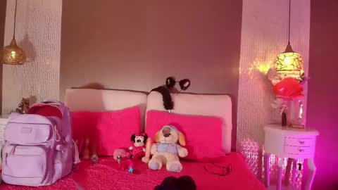 Snapshot of dannadoll69 chatting on June 4, 2026, 11:49 am Dannamunoz130 online show from June 4, 2026, 11:49 am