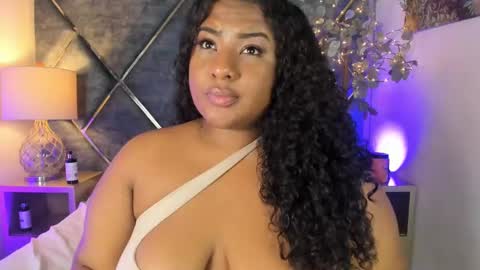 Snapshot of dannafalco25 chatting on February 1, 2025, 9:40 pm Valery Danna online show from February 1, 2025, 9:40 pm