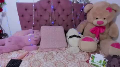 Danna Sofia jeins online show from July 6, 2026, 5:26 pm