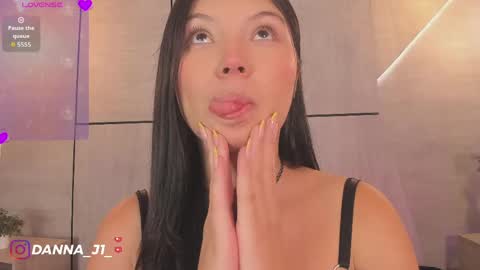 Snapshot of dannajhonson1 chatting on May 30, 2026, 7:33 pm Danna online show from May 30, 2026, 7:33 pm
