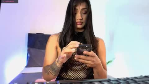 Danna Wells online show from September 22, 2025, 12:40 pm