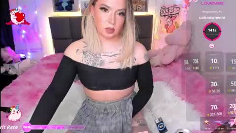 dannia_13 online show from June 11, 2026, 2:53 am