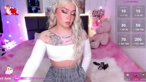 dannia_13 online show from July 15, 2026, 2:17 am