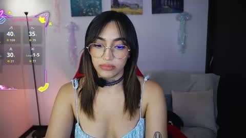 Snapshot of dannielle_ chatting on June 5, 2026, 7:08 pm online show from June 5, 2026, 7:08 pm