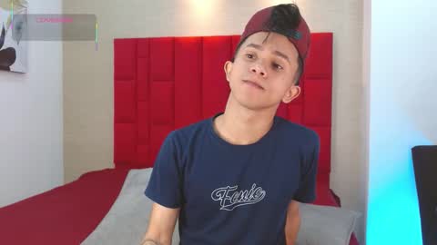 Snapshot of danny__santoro chatting on November 30, 2025, 1:15 pm Danny online show from November 30, 2025, 1:15 pm