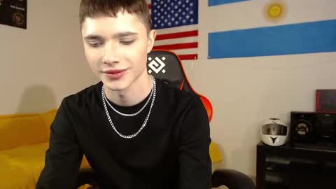 Danny online show from November 7, 2025, 1:11 pm