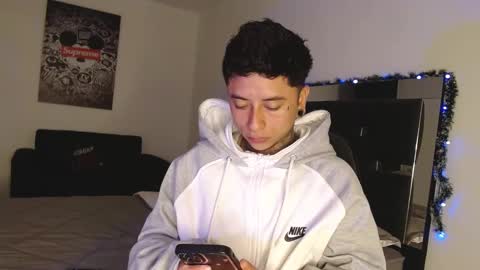 Snapshot of danny_stark chatting on December 28, 2024, 12:04 am Danny online show from December 28, 2024, 12:04 am