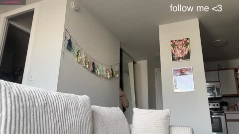 Snapshot of dannywalter789 chatting on December 7, 2024, 7:32 pm Danny online show from December 7, 2024, 7:32 pm