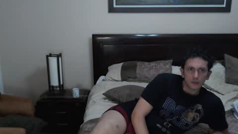 Snapshot of danruiz33 chatting on February 2, 2025, 3:43 am Dan online show from February 2, 2025, 3:43 am