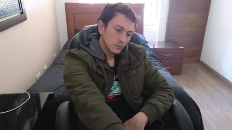 Snapshot of danruiz33 chatting on February 19, 2025, 5:38 pm Dan online show from February 19, 2025, 5:38 pm