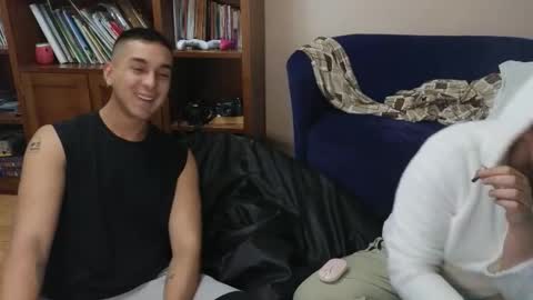 Snapshot of danruiz33 chatting on October 25, 2025, 3:14 am Dan online show from October 25, 2025, 3:14 am