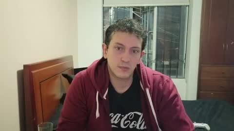 Snapshot of danruiz33 chatting on May 13, 2026, 2:31 am Dan online show from May 13, 2026, 2:31 am