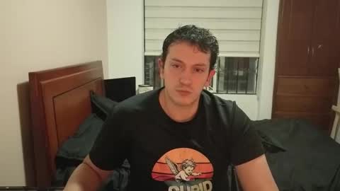 Snapshot of danruiz33 chatting on May 22, 2026, 3:02 am Dan online show from May 22, 2026, 3:02 am