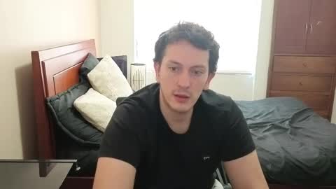 Snapshot of danruiz33 chatting on June 2, 2026, 8:33 pm Dan online show from June 2, 2026, 8:33 pm