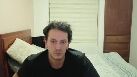 Snapshot of danruiz33 chatting on June 8, 2026, 3:51 am Dan online show from June 8, 2026, 3:51 am
