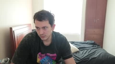 Snapshot of danruiz33 chatting on July 12, 2026, 3:36 pm Dan online show from July 12, 2026, 3:36 pm