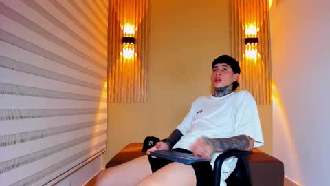 Snapshot of dante_armstrong chatting on November 7, 2025, 4:34 am dante_armstrong online show from November 7, 2025, 4:34 am