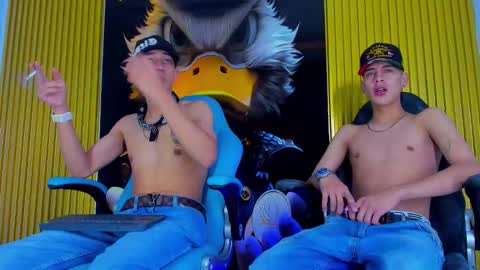 dante_brown1 online show from November 28, 2025, 9:28 pm