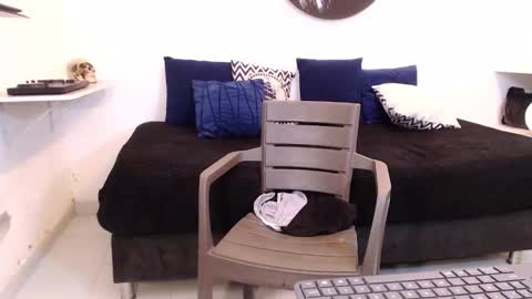 Snapshot of dante_hell1 chatting on November 27, 2025, 7:10 am Dante Hell online show from November 27, 2025, 7:10 am