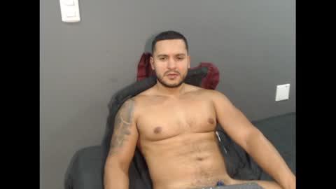 Snapshot of dantebrown1 chatting on June 25, 2026, 5:07 am dantebrown1 online show from June 25, 2026, 5:07 am