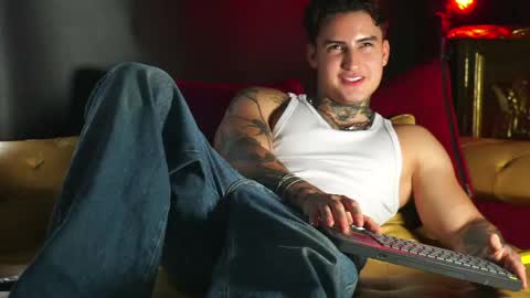 Snapshot of dantecoppolaa chatting on May 7, 2026, 9:20 pm Dante coppola online show from May 7, 2026, 9:20 pm