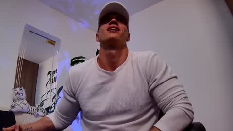 Snapshot of dantecummingss chatting on December 13, 2024, 6:05 pm Dante online show from December 13, 2024, 6:05 pm