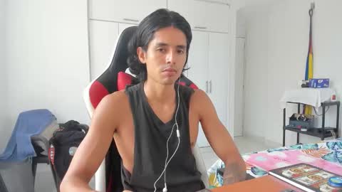 Snapshot of dantedecentralized chatting on November 12, 2025, 3:56 pm X Dante7373574 online show from November 12, 2025, 3:56 pm