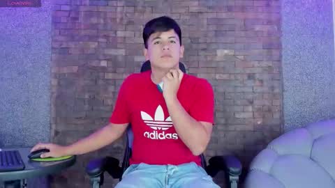 Snapshot of dantestone1 chatting on November 16, 2025, 12:22 pm dantestone1 online show from November 16, 2025, 12:22 pm