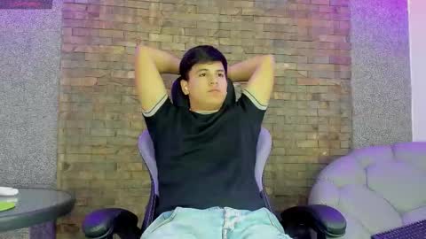 Snapshot of dantestone1 chatting on November 27, 2025, 8:00 pm dantestone1 online show from November 27, 2025, 8:00 pm